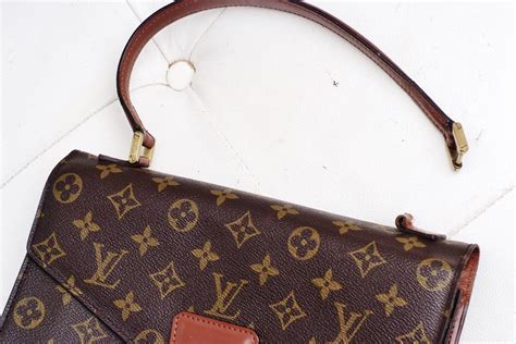 Louis Vuitton repair customer service